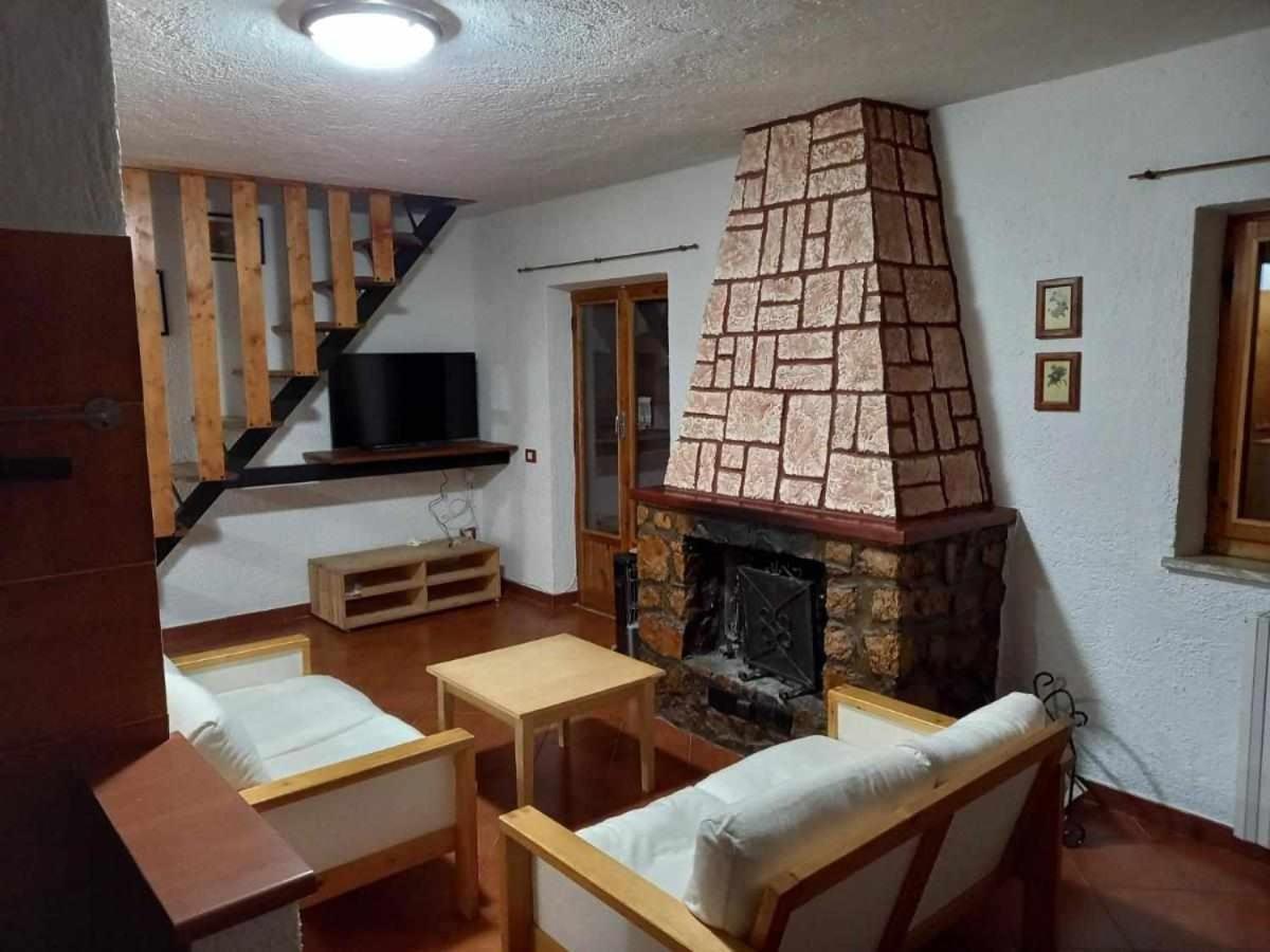 Casa Vacanza Le Viste Serrone Kültér fotó