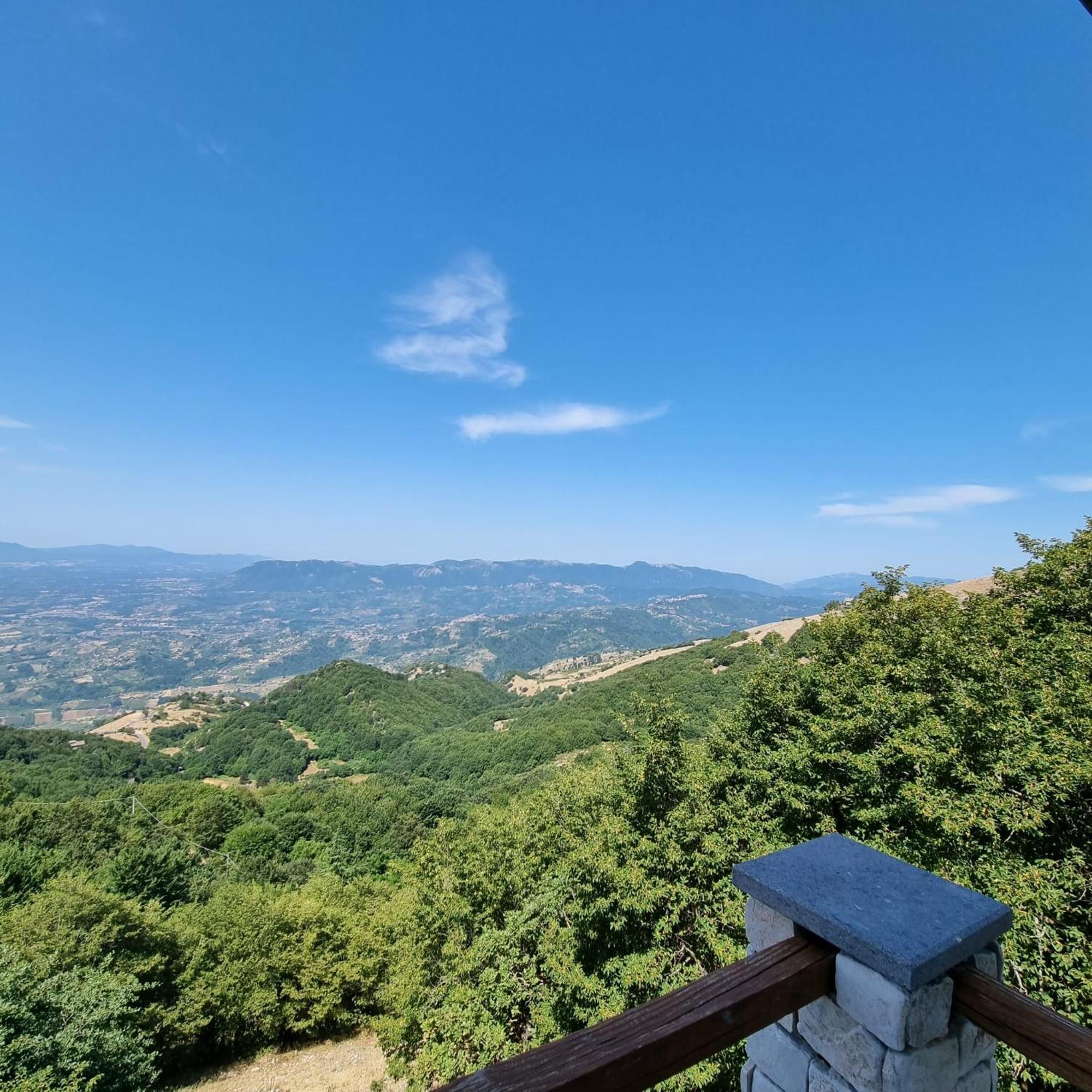 Casa Vacanza Le Viste Serrone Kültér fotó